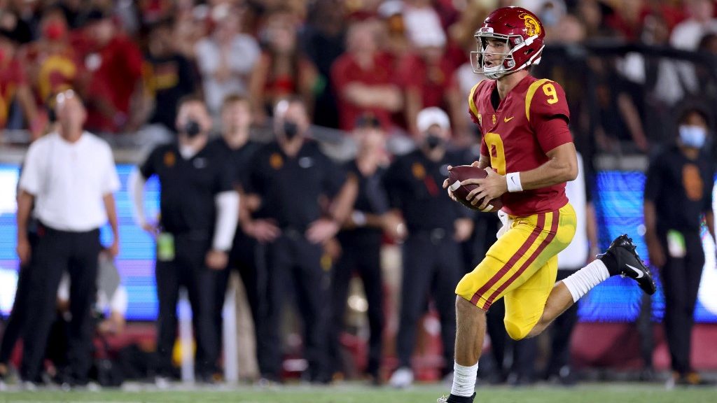 Oregon State vs. USC NCAAF Odds: Trojans Have Open QB Competition Now